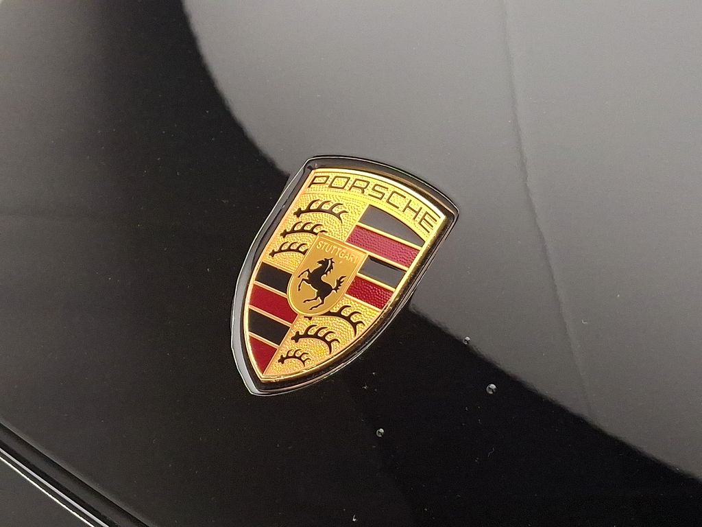 Thumbnail: 2024 Porsche Cayenne - 32