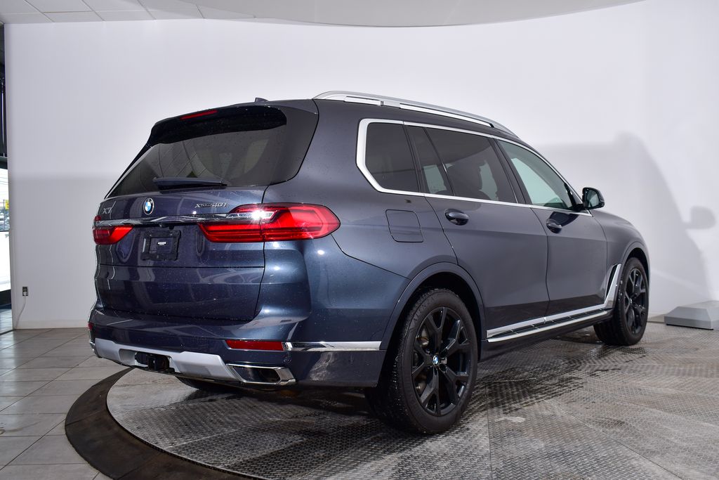 Thumbnail: 2021 BMW X7 - 4