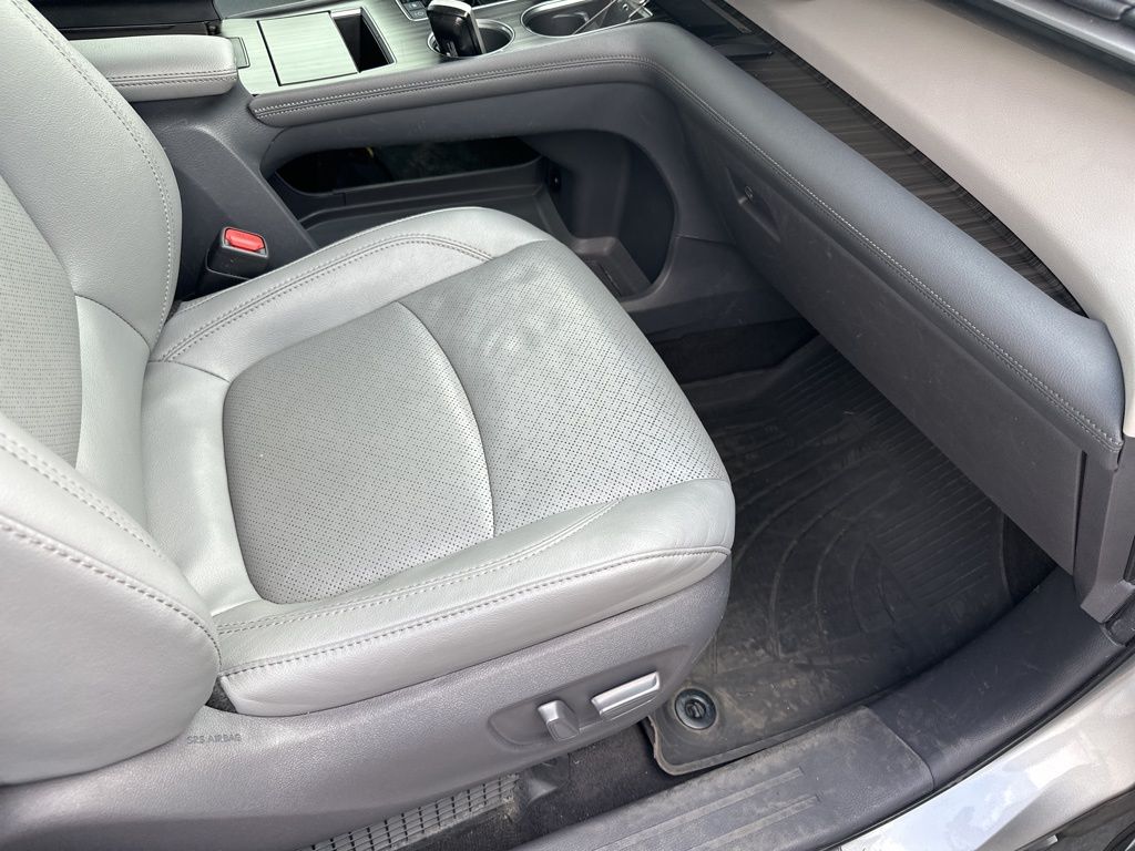 Used Car 2021 Toyota Sienna  For Sale Under $35,000 In Austin, Texas