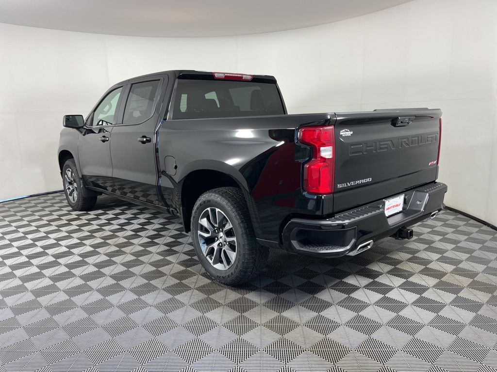 Thumbnail: 2026 Chevrolet Silverado 1500 - 3