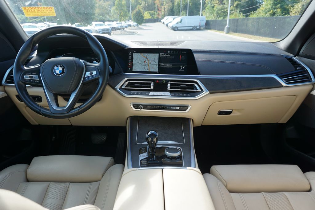 Thumbnail: 2022 BMW X5 - 17