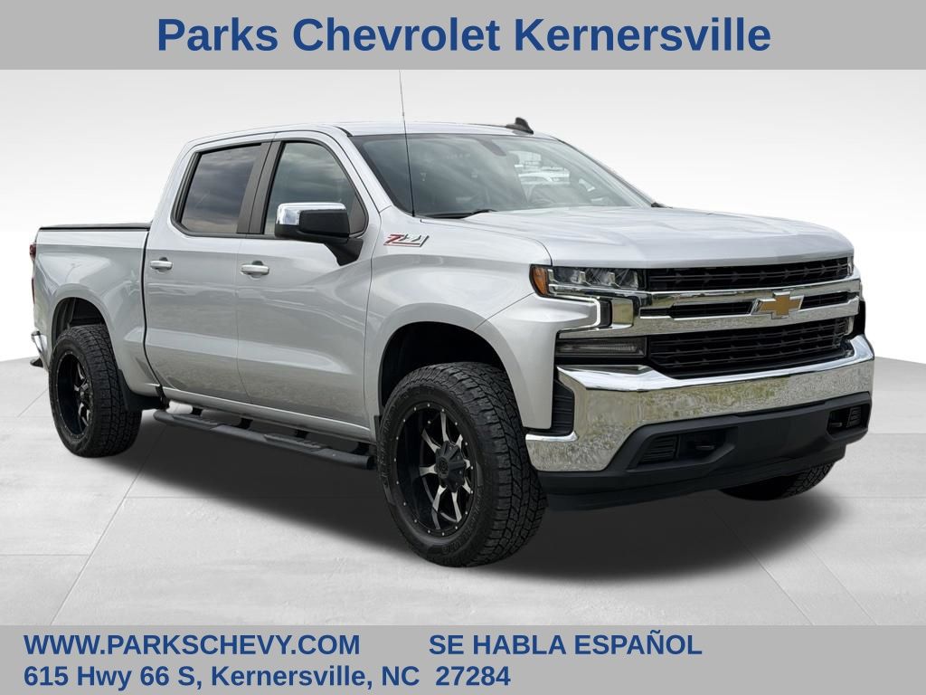 Silver Ice Metallic 2021 Chevrolet Silverado 1500 LT Crew Cab 4WD Pickup Truck Four-Wheel Drive 8-Speed Automatic