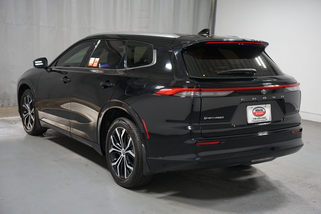 Thumbnail: 2025 Toyota Crown Signia - 6