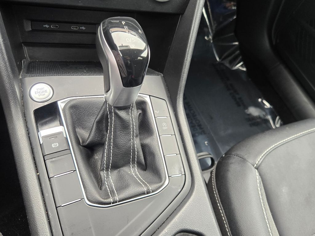 2022 Volkswagen Taos - $17,900