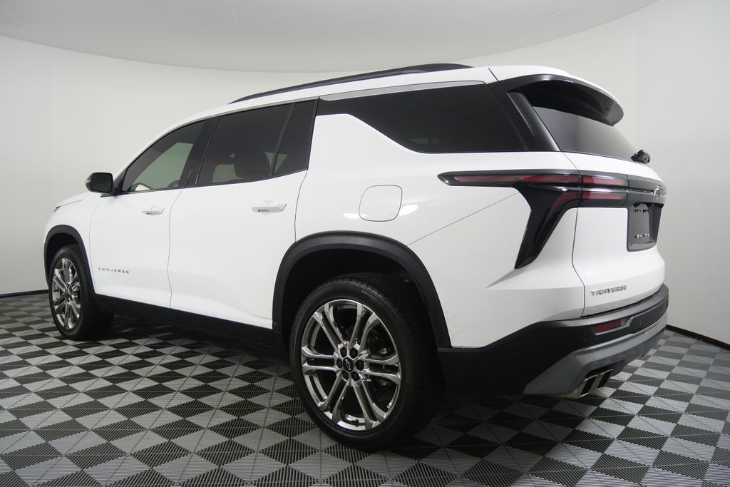 Thumbnail: 2025 Chevrolet Traverse - 5