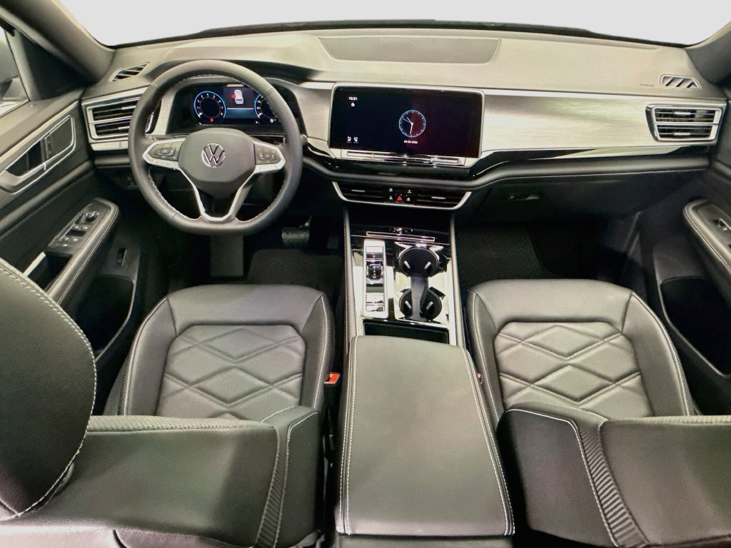 Thumbnail: 2026 Volkswagen Atlas - 13