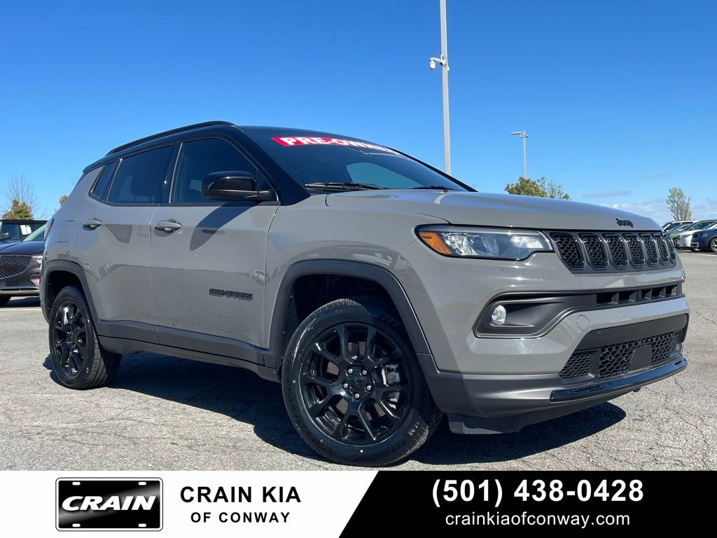 2023 Jeep Compass Altitude 4WD