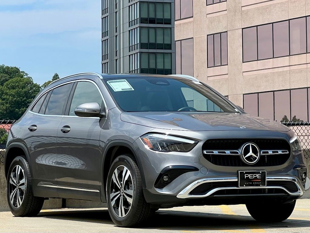 Mountain Gray Metallic 2026 Mercedes-Benz GLA SUV / Crossover All-Wheel Drive 8-Speed Dual Clutch