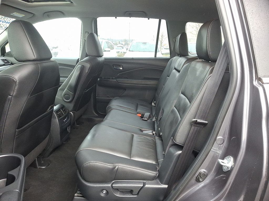 Thumbnail: 2022 Honda Pilot - 10