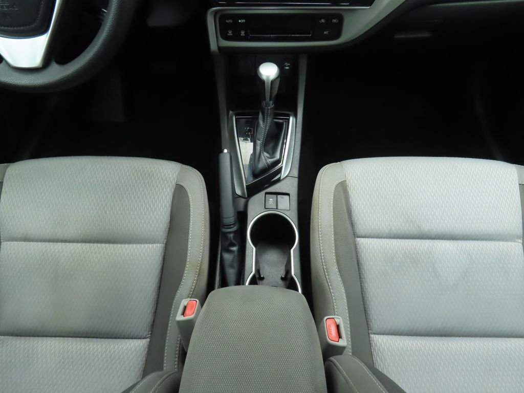 Thumbnail: 2019 Toyota Corolla - 16