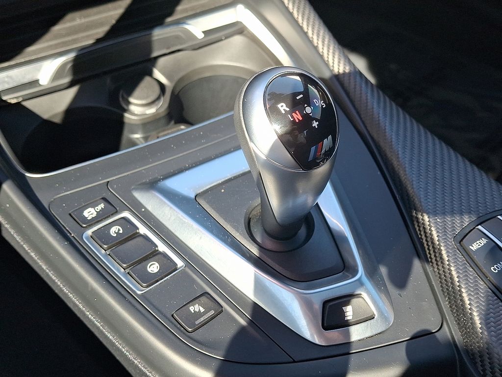 Thumbnail: 2021 BMW M2 - 15