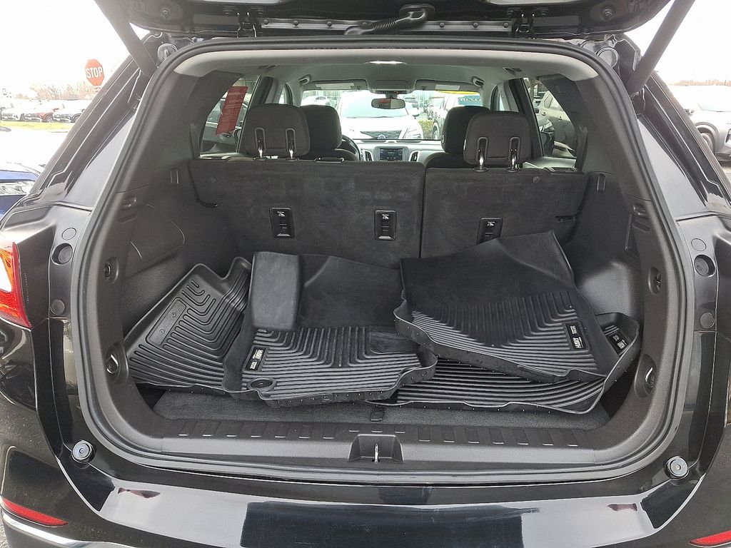 Thumbnail: 2019 Chevrolet Equinox - 30