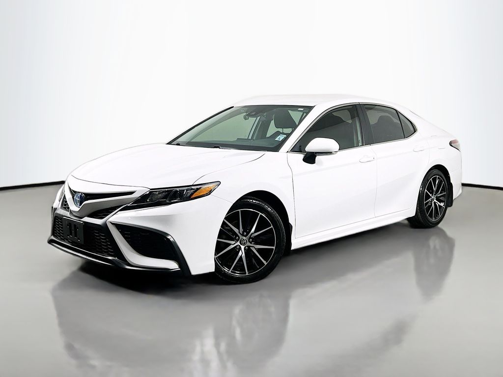 2023 Toyota Camry Hybrid SE FWD