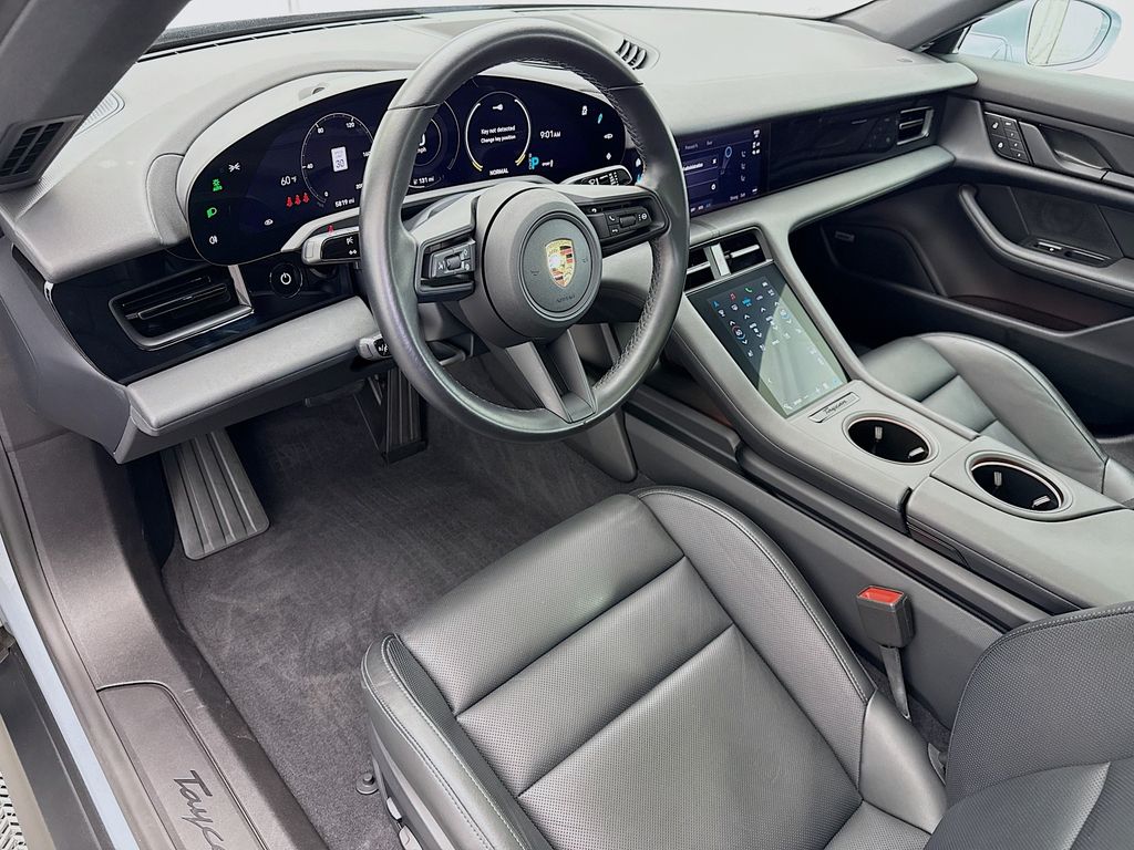 Thumbnail: 2024 Porsche Taycan - 9