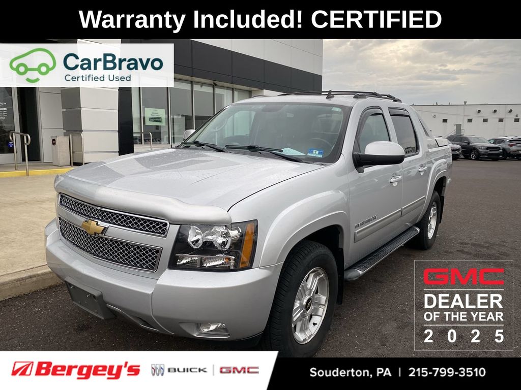 2013 Chevrolet Avalanche LT Black Diamond Edition 4WD