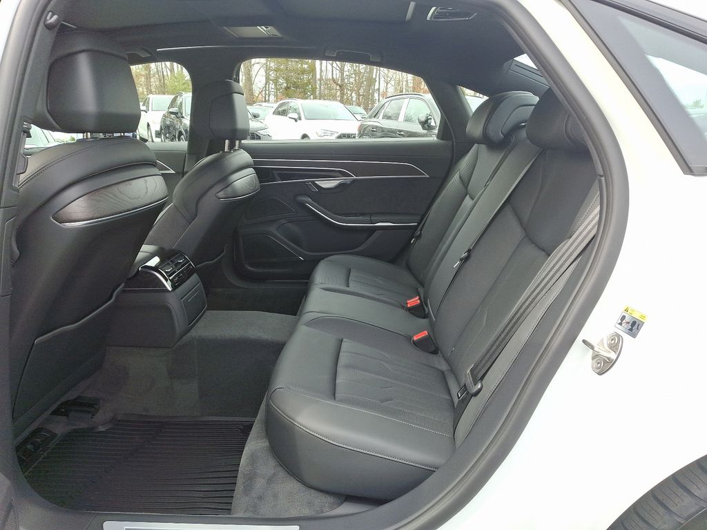 2025 Audi A8 L 5