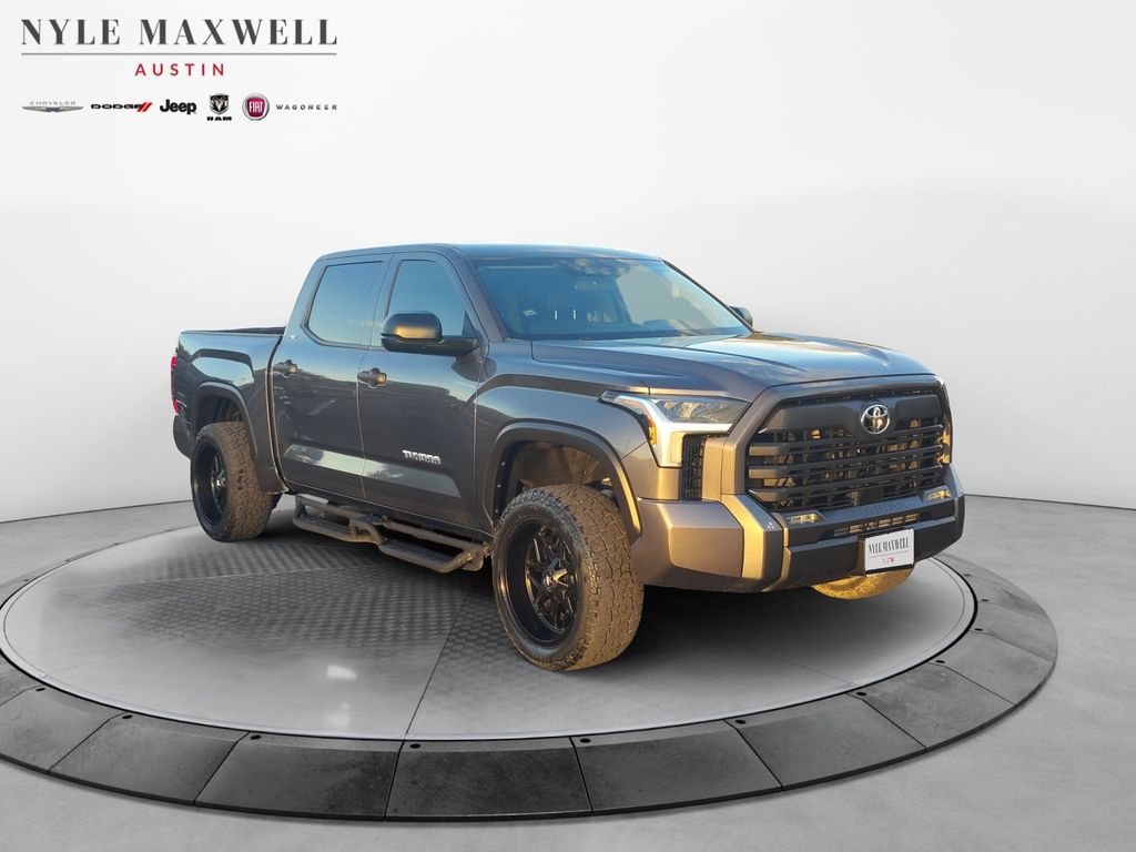 Used Car 2022 Toyota Tundra  Sr5 For Sale Under $40,000 In Austin, Texas
