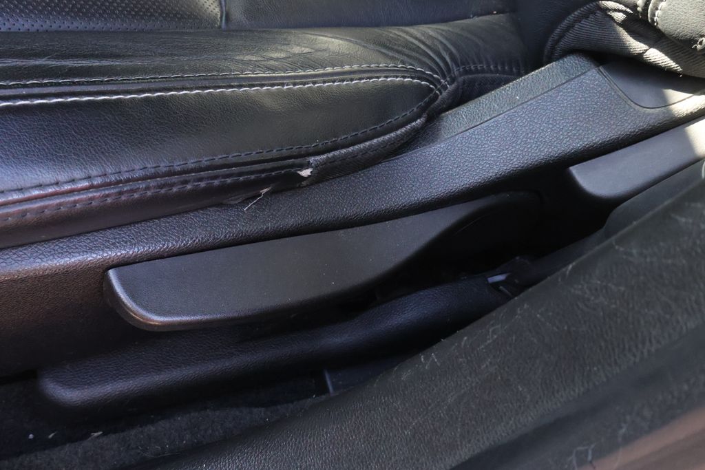 Thumbnail: 2012 Chevrolet Volt - 10