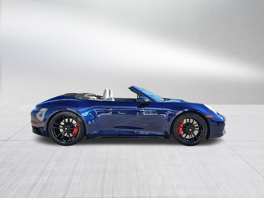 2023 Porsche 911 Carrera GTS 4