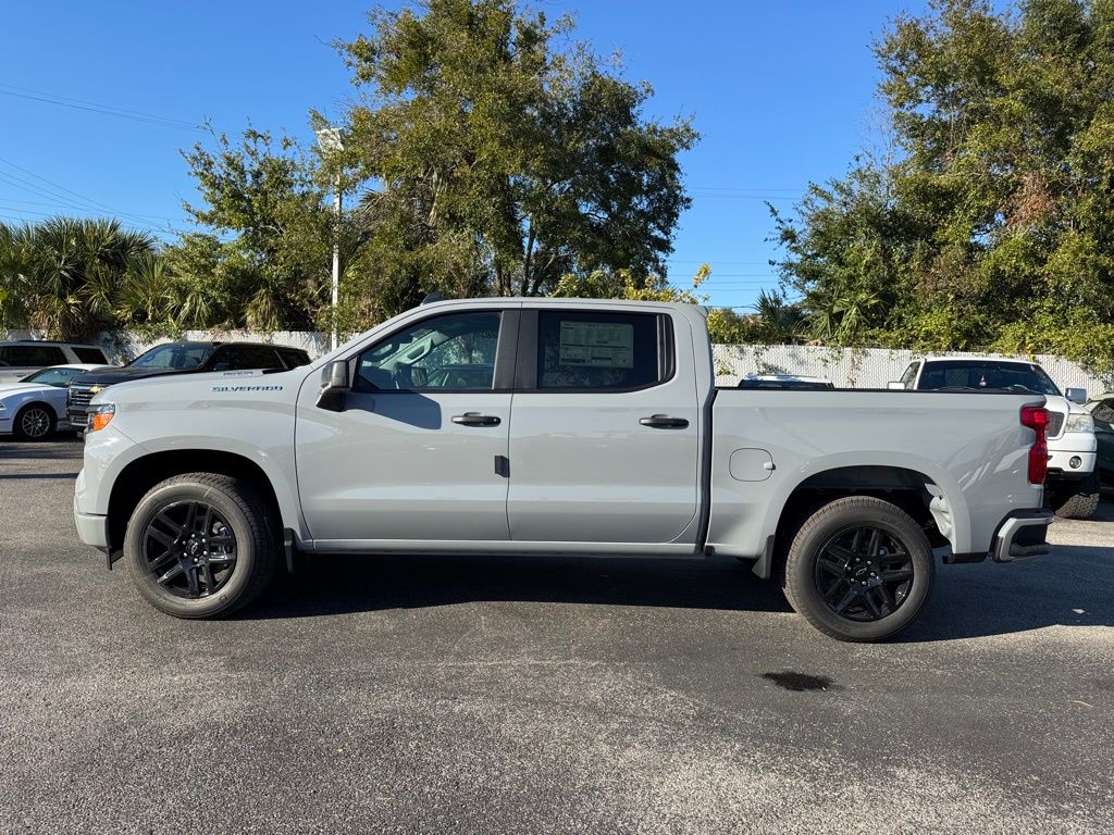 2025 Chevrolet Silverado 1500 Custom 5