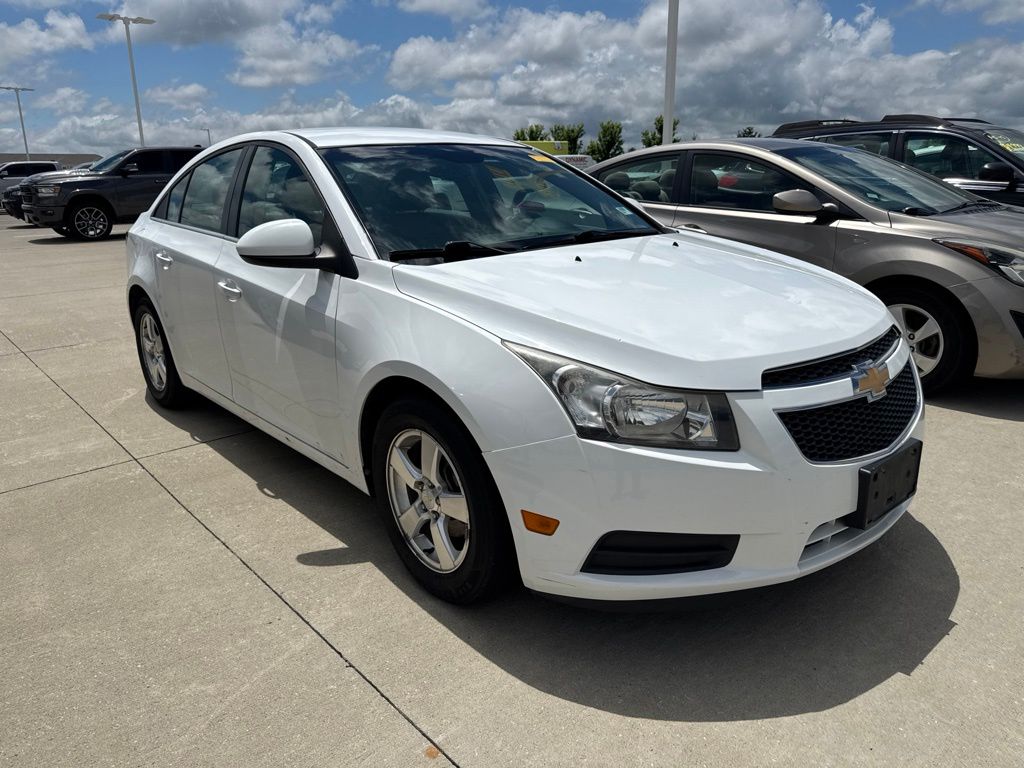 Summit White 2011 Chevrolet Cruze 2LT Sedan FWD Sedan Front-Wheel Drive 6-Speed Automatic Overdrive