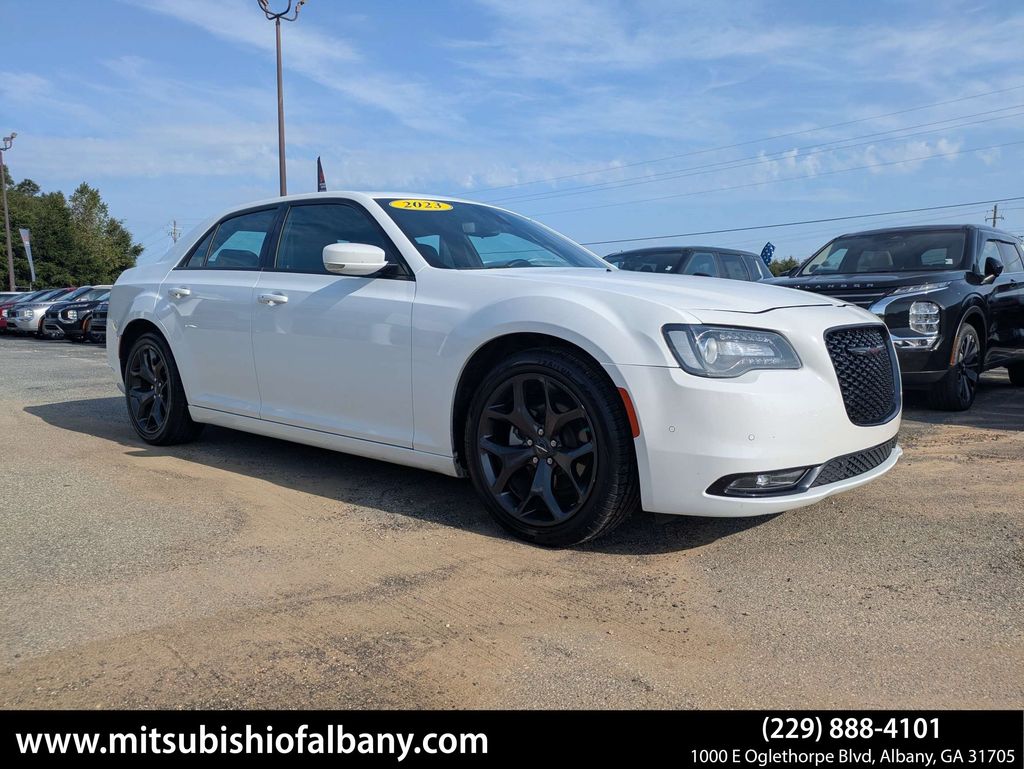 2023 Chrysler 300 S