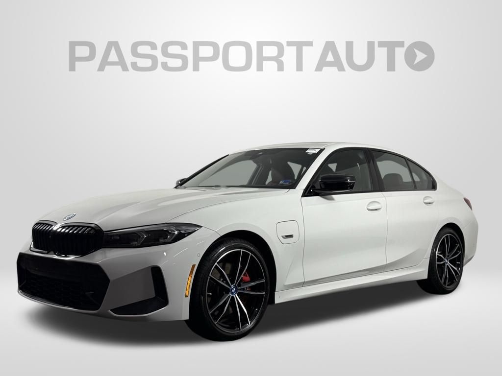 2023 BMW 3 Series 330e Hybrid Plug-in xDrive AWD