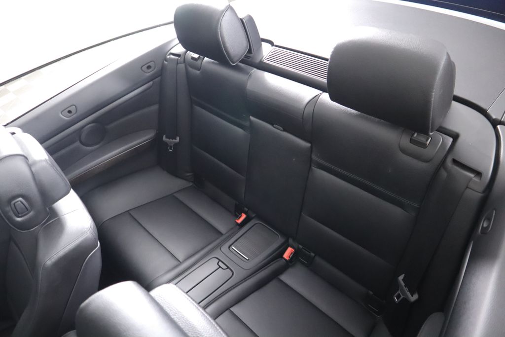 2013 BMW 3 Series 335i 28