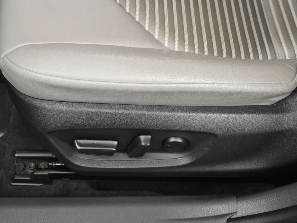 Used 2022 Silver Toyota SE image 15