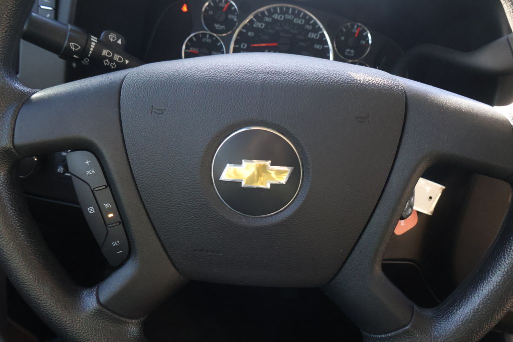 Thumbnail: 2022 Chevrolet Express - 19