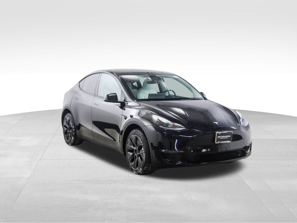 Thumbnail: 2024 Tesla Model Y - 7