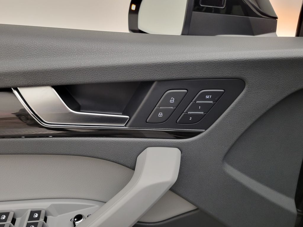 Thumbnail: 2019 Audi Q5 - 30