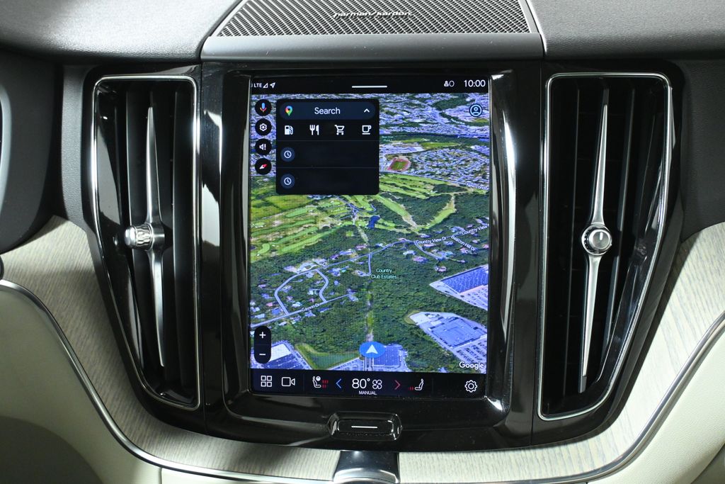 Thumbnail: 2023 Volvo XC60 - 22