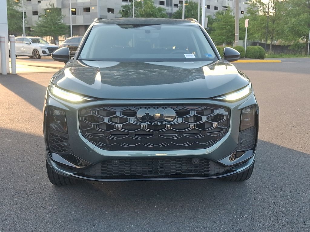 Thumbnail: 2026 Audi Q3 - 2