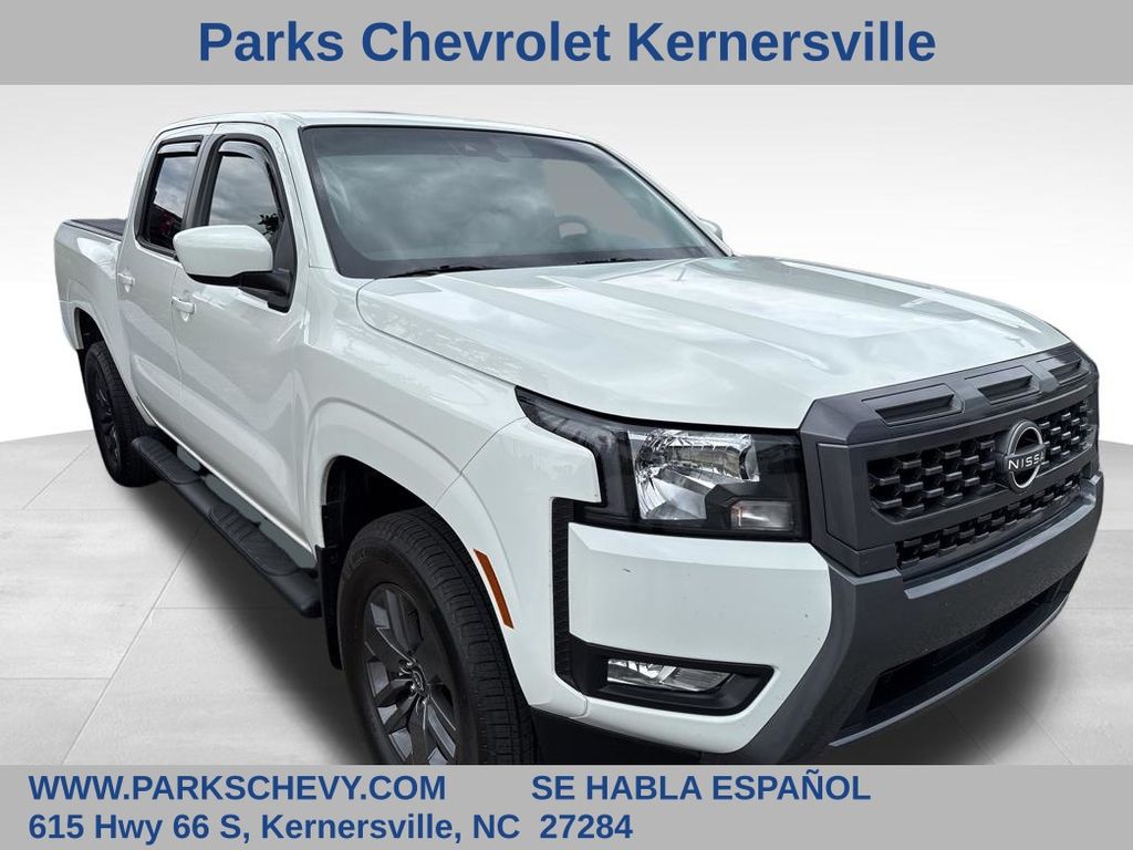 Glacier White 2025 Nissan Frontier SV Crew Cab 4WD Pickup Truck Four-Wheel Drive 9-Speed Automatic Overdrive