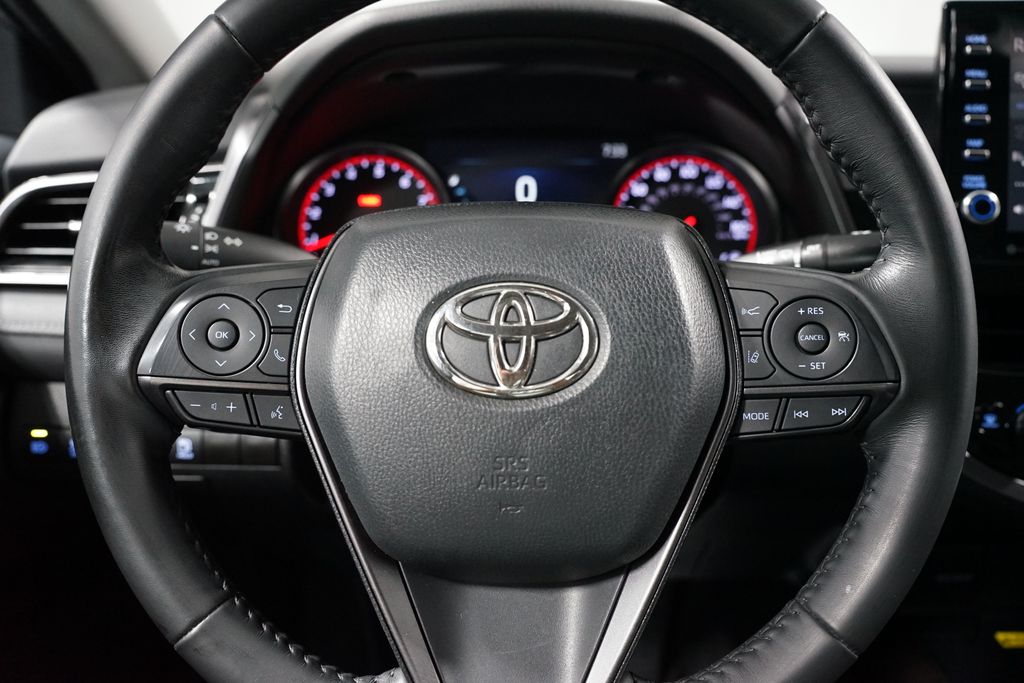Thumbnail: 2023 Toyota Camry - 12