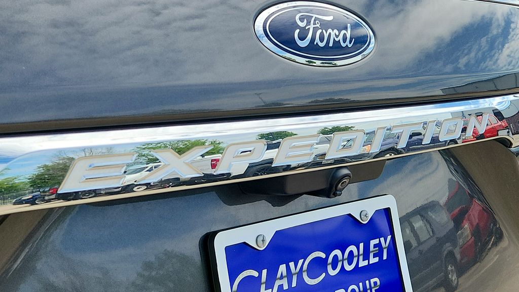 2021 Ford Expedition Limited - Photo 13
