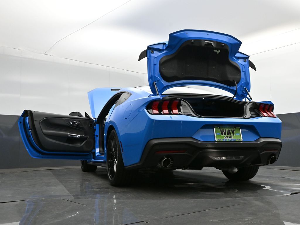 2025 Ford Mustang GT Premium Fastback