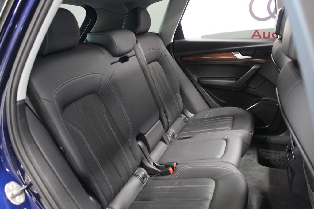 Thumbnail: 2023 Audi Q5 - 29