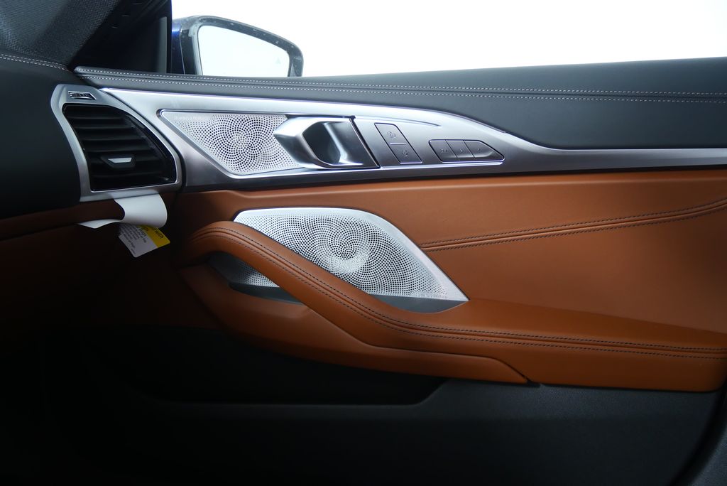 Thumbnail: 2026 BMW 8 Series - 29