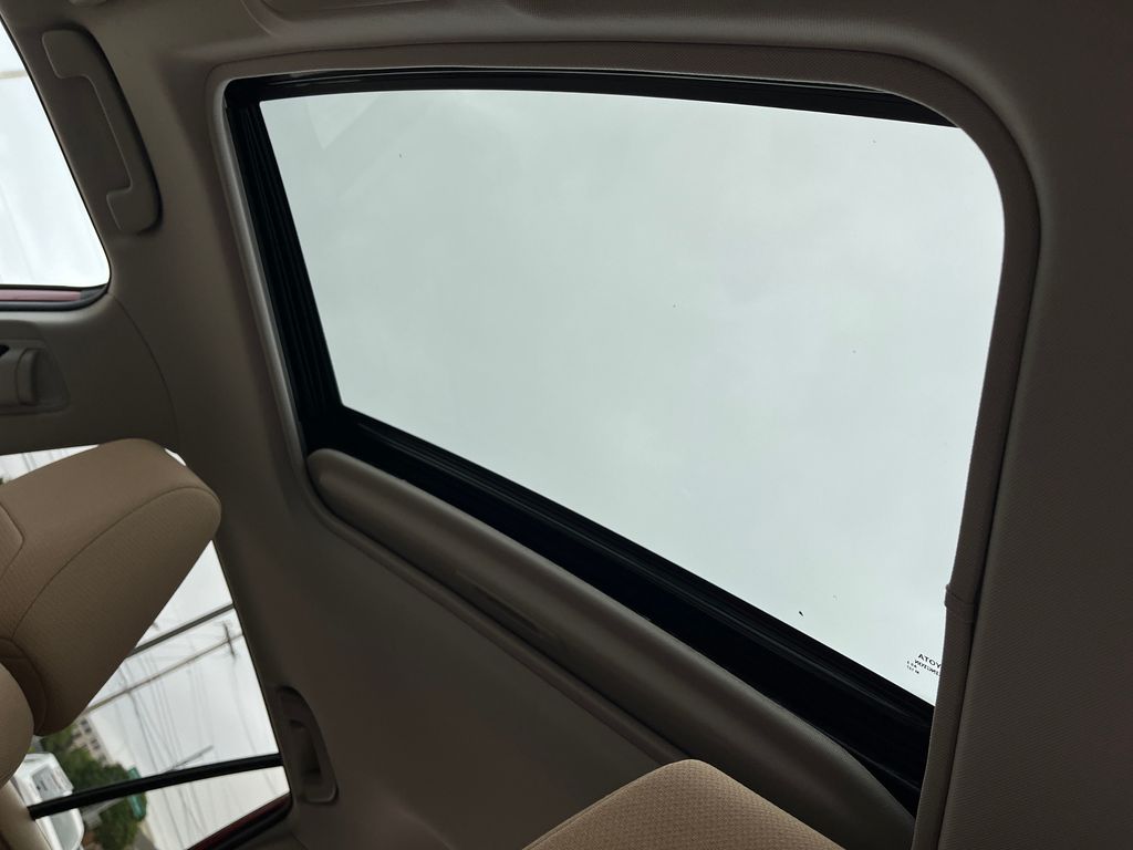 2022 Toyota RAV4 XLE photo