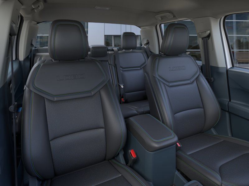 2026 Ford Maverick Lobo Standard