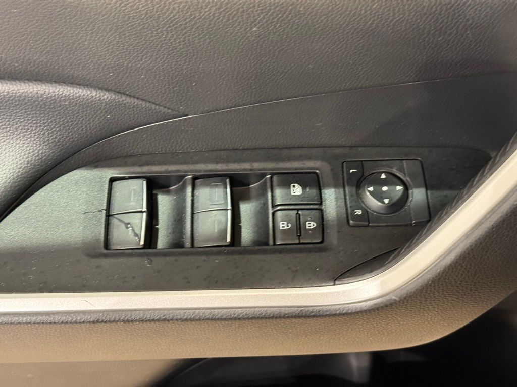 Thumbnail: 2024 Toyota RAV4 - 16