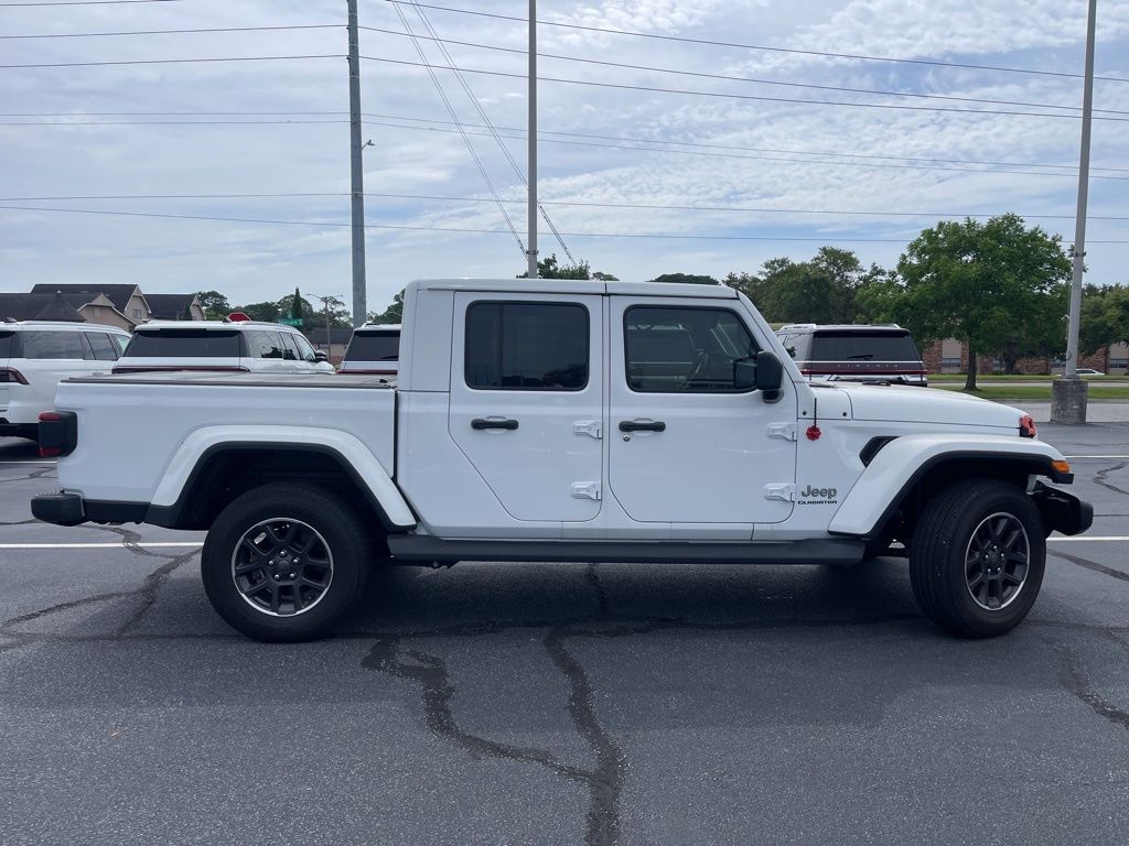 2022 Jeep Gladiator Overland