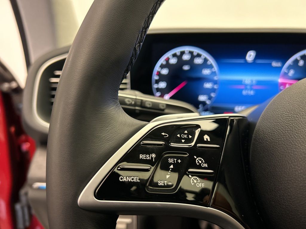 Thumbnail: 2025 Mercedes-Benz GLE - 14