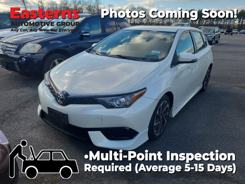 2017 Toyota Corolla iM Base's photo