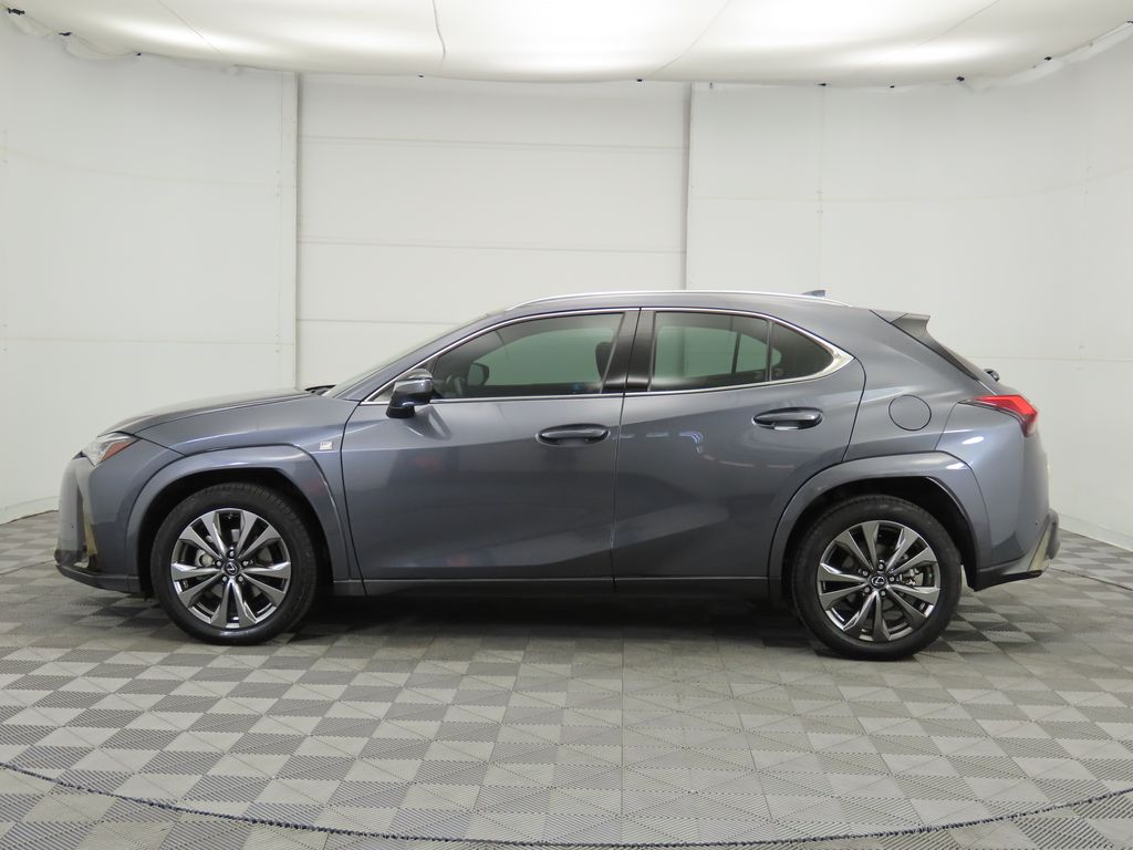 Thumbnail: 2022 Lexus UX - 8