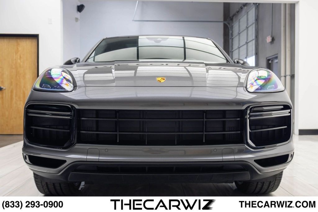 2023 Porsche Cayenne Coup Turbo - Photo 8