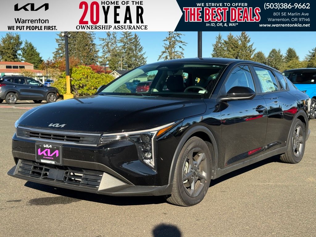 2025 Kia K4 LXS