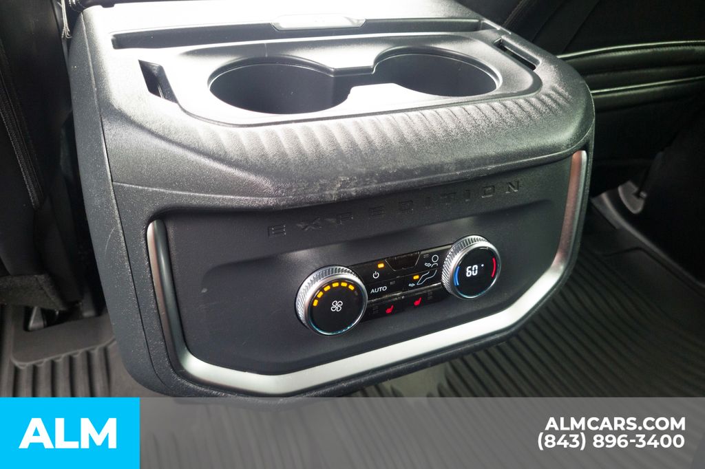 Used 2025 White Ford Platinum image 24